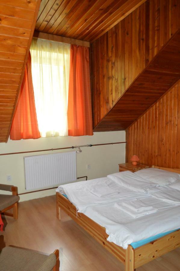 Penzion Borovica Stratená Exterior foto